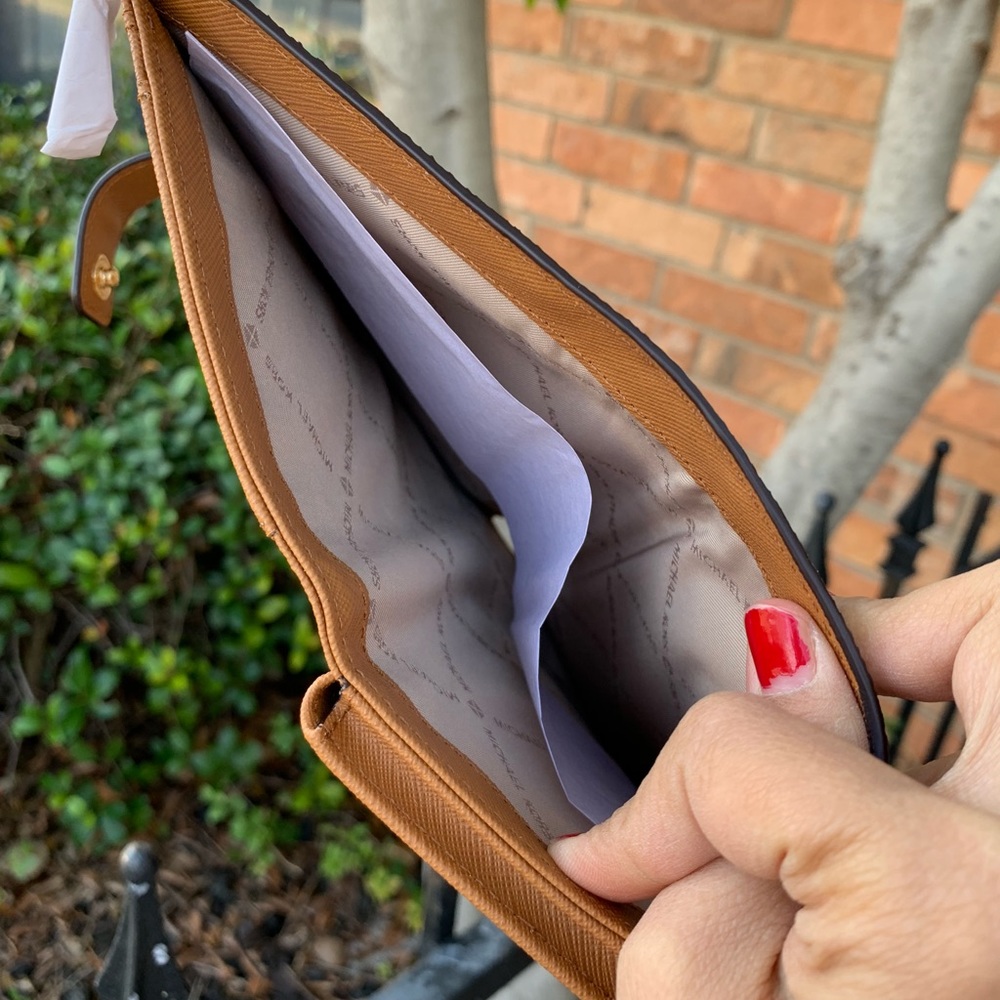 Michael Kors Jet Set Double Zip Wristlet - Picture 5 of 5